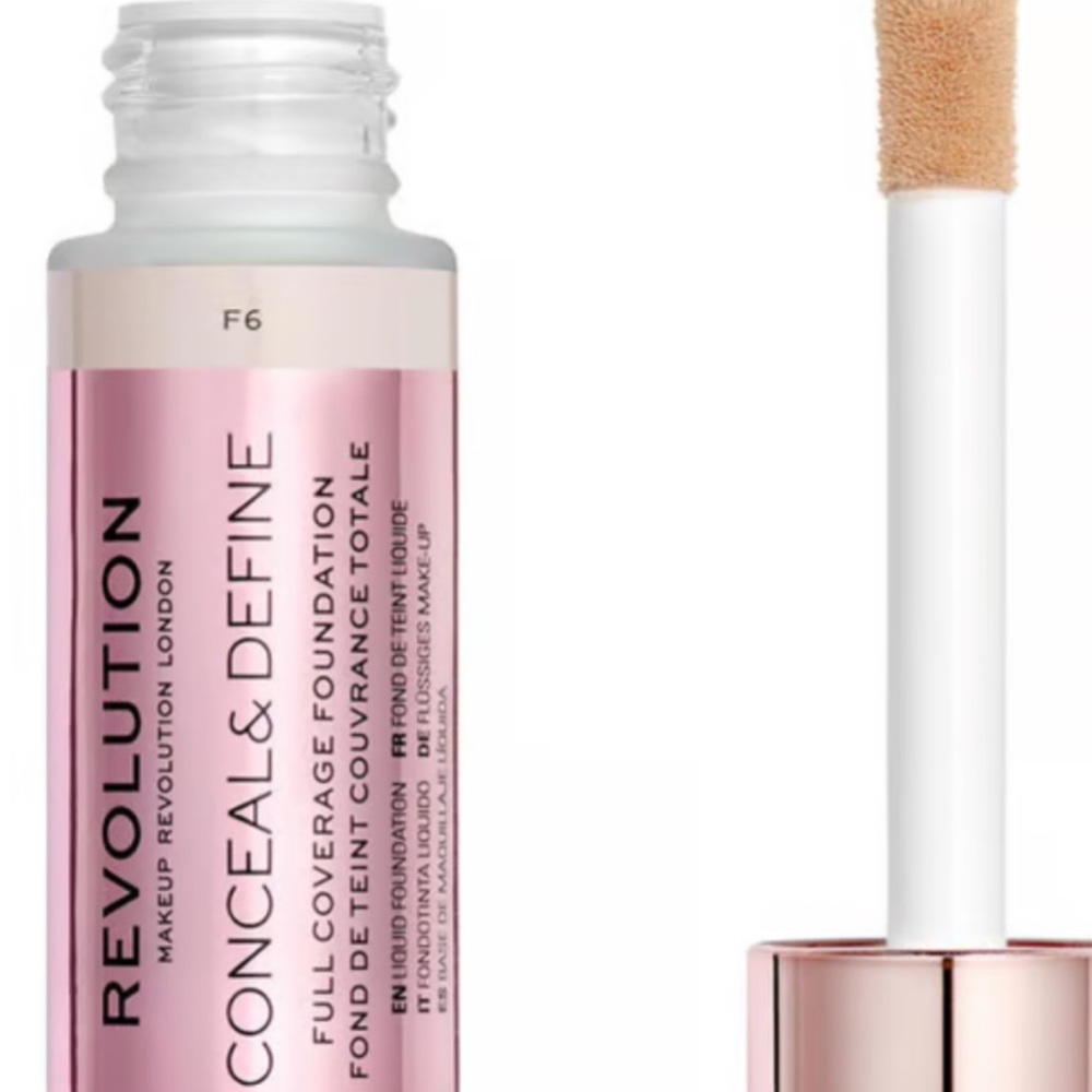 Revolution Conceal & Define Foundation - Pink